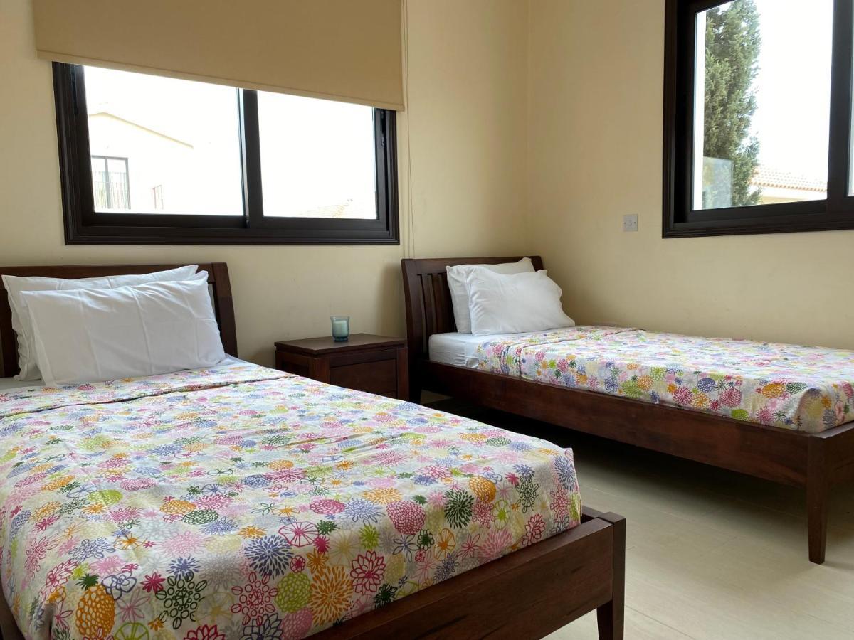 Kyklades Resort & Spa Paralimni Exterior photo