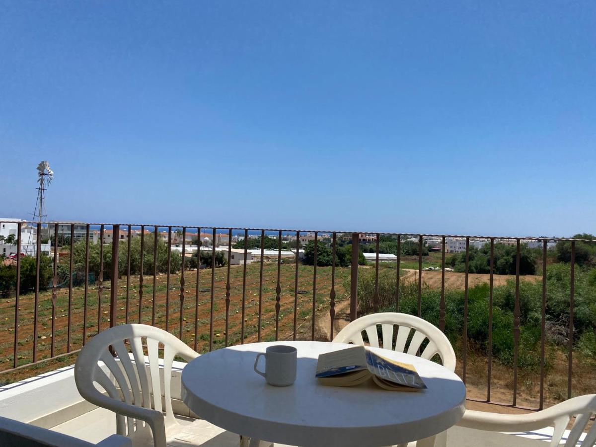 Kyklades Resort & Spa Paralimni Exterior photo