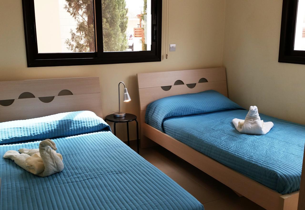 Kyklades Resort & Spa Paralimni Exterior photo